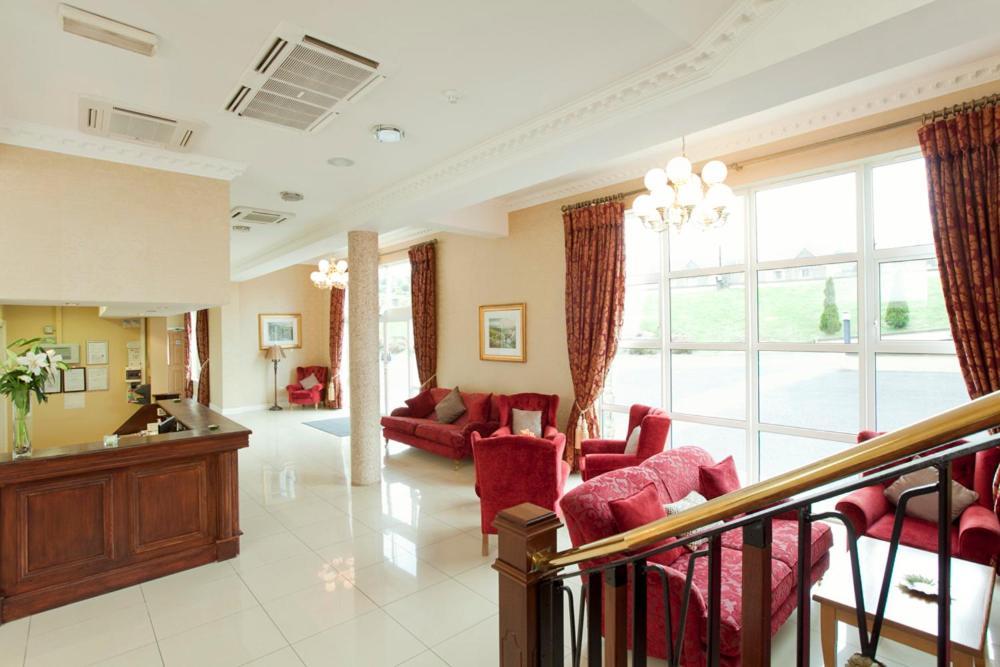 Riverside Park Hotel Macroom Ngoại thất bức ảnh